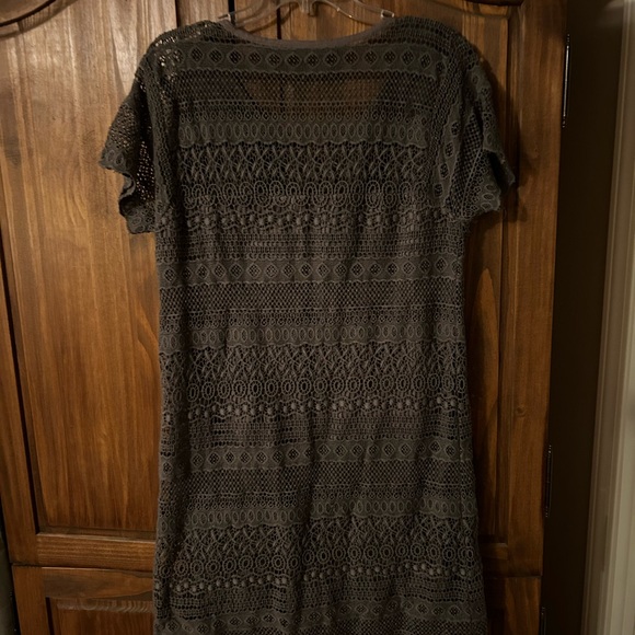 Garnet Hill Embroidered Lace Dress. Size 10. - Picture 3 of 6